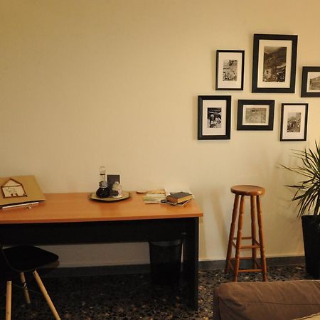 Delphic Moments - Sunny App 3Br, 2Ba With View 아파트 외부 사진