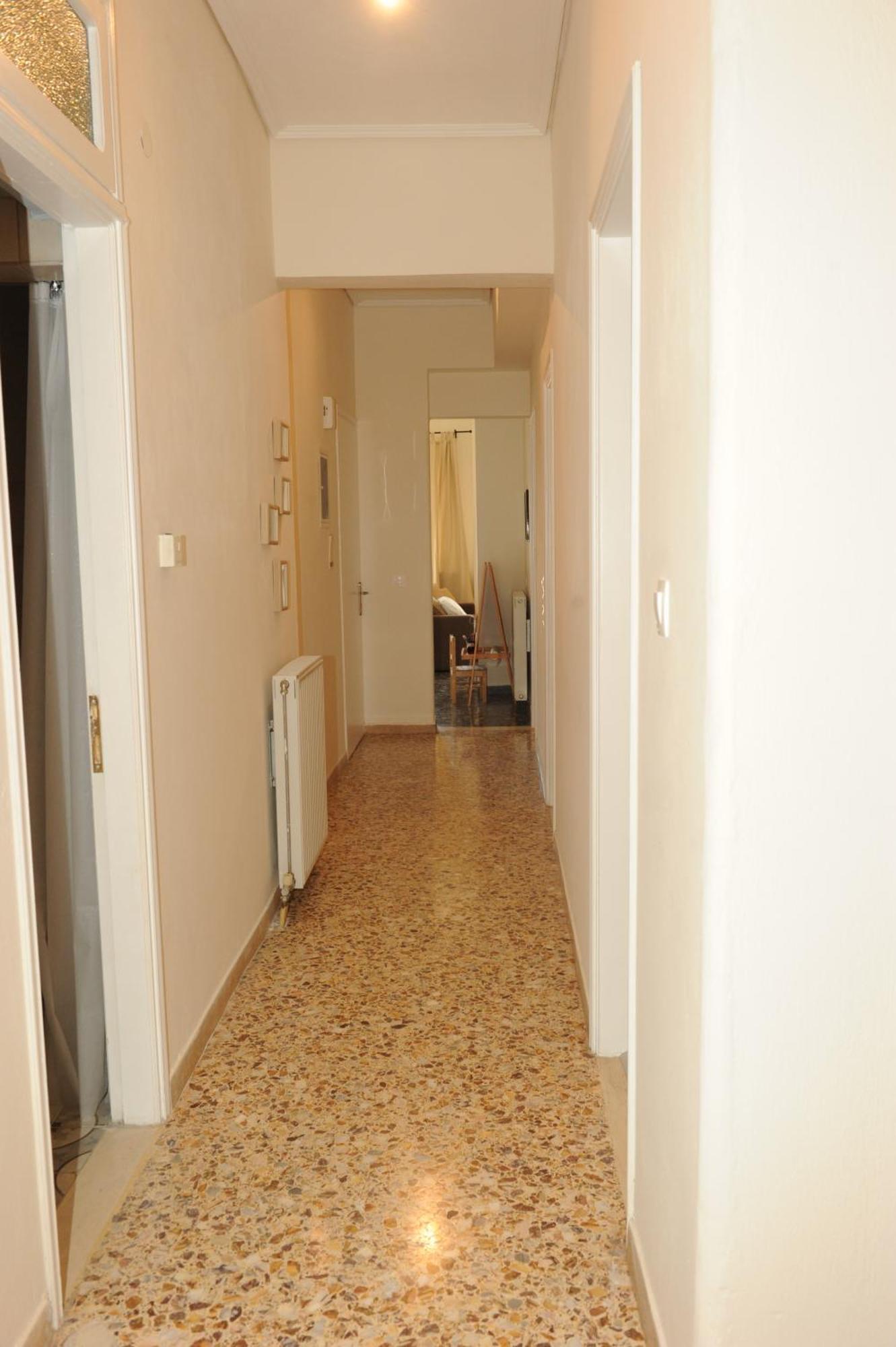 Delphic Moments - Sunny App 3Br, 2Ba With View 아파트 외부 사진
