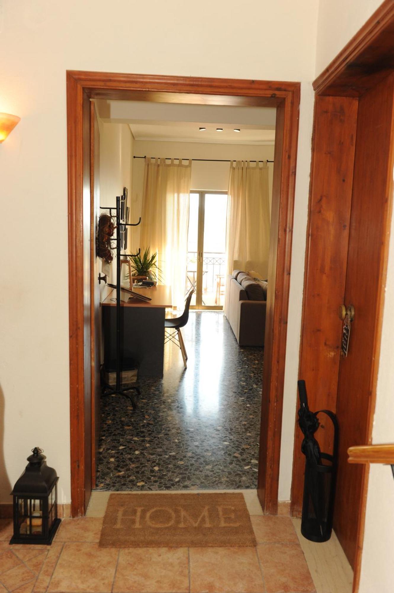 Delphic Moments - Sunny App 3Br, 2Ba With View 아파트 외부 사진