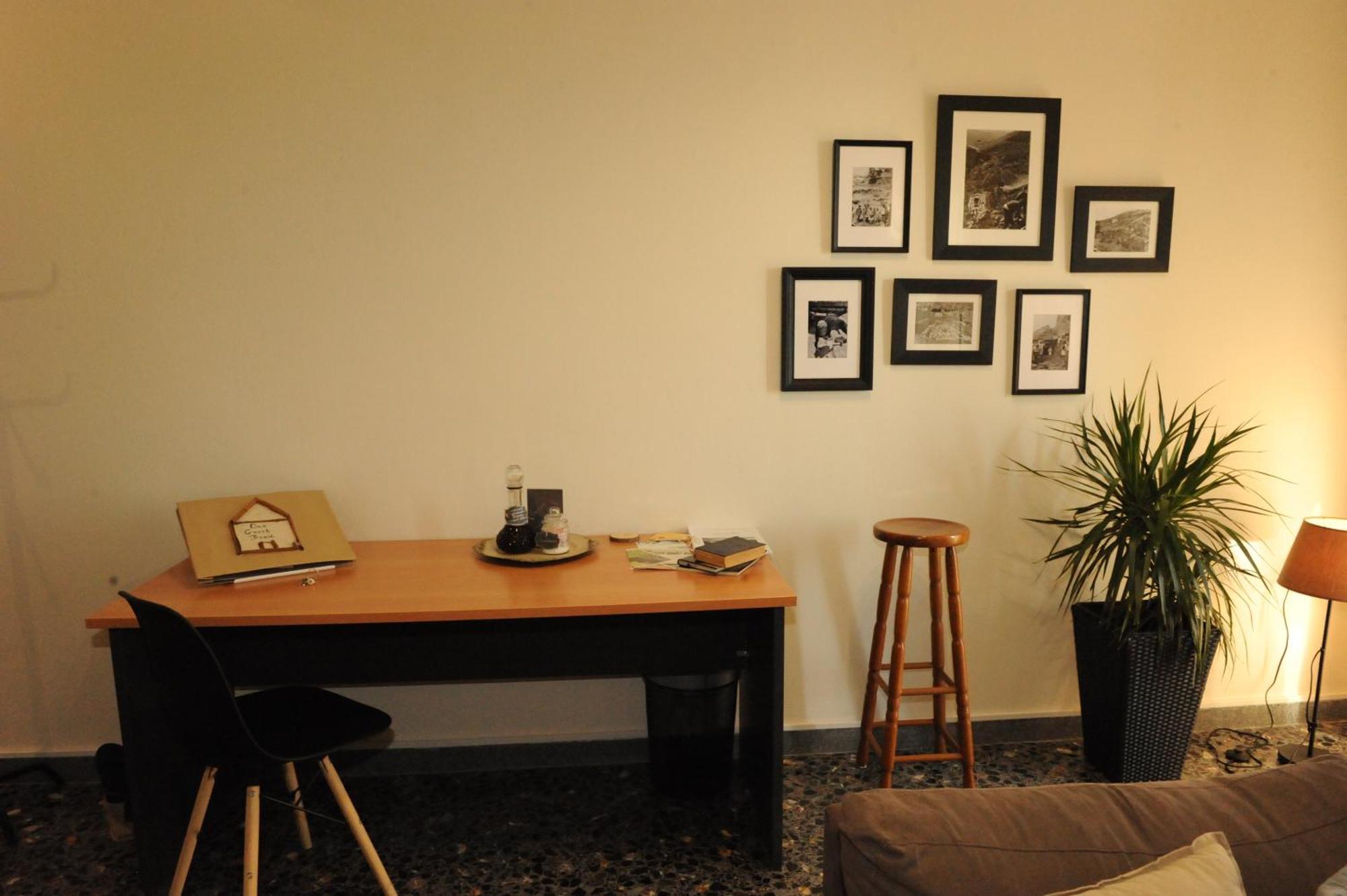 Delphic Moments - Sunny App 3Br, 2Ba With View 아파트 외부 사진